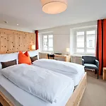 Otel Donatz