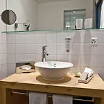 Otel Donatz 3*
